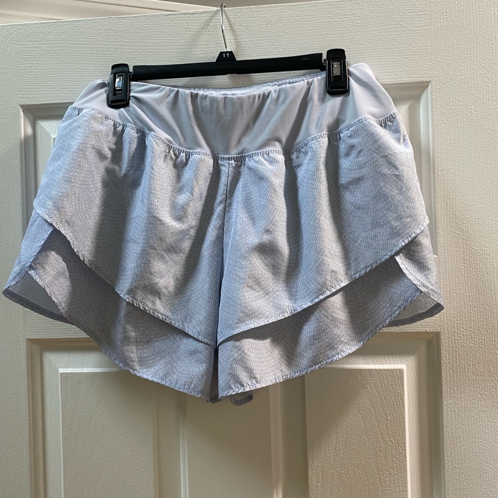 Gently used light blue shorts from LEG3ND